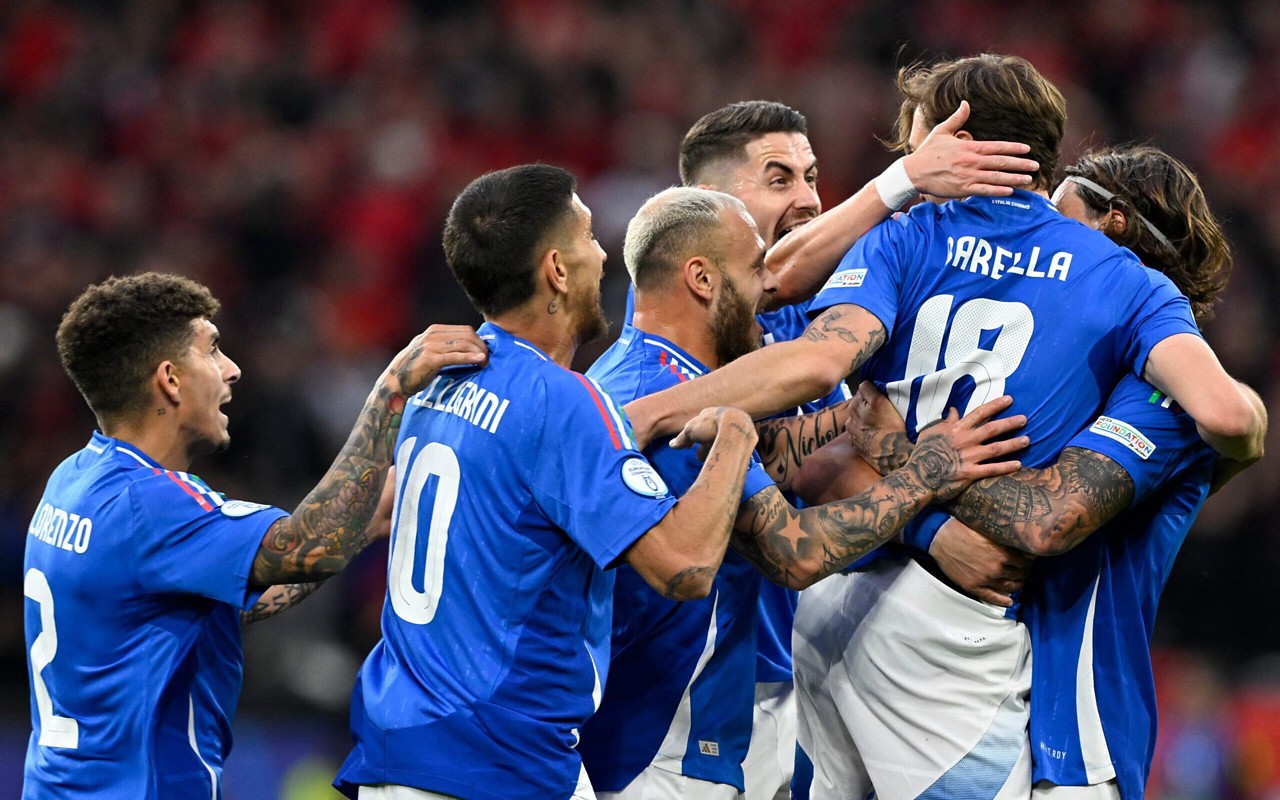 Itália na disputa da Eurocopa (Foto: Ina Fassbender/AFP)