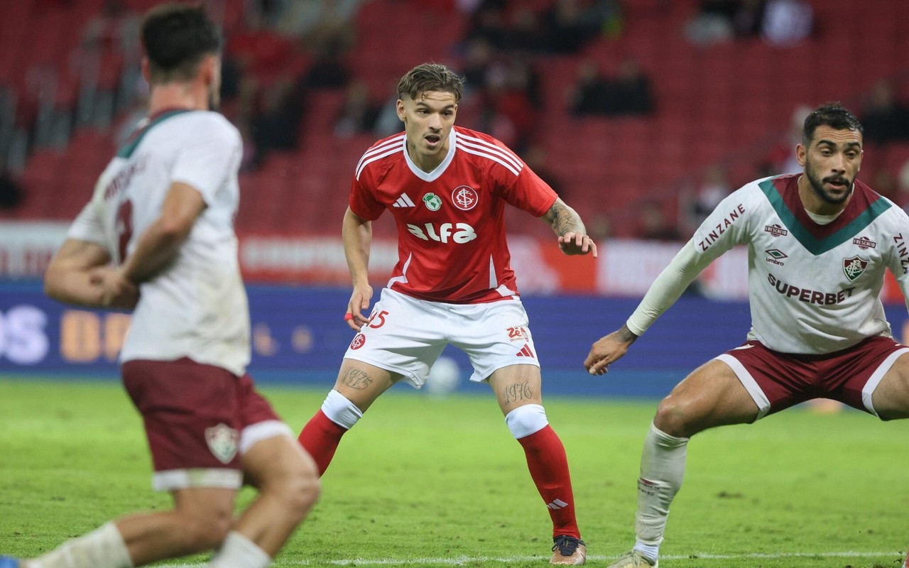 Lucca no último jogo com a camisa do Inter, contra o Fluminense (Foto: Ricardo Duarte/SC Internacional)