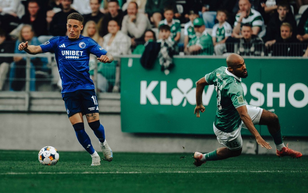 Em boa fase na Europa, atacante Robert já desperta atenção de outros clubes (Foto: Divulgação/Copenhagen)