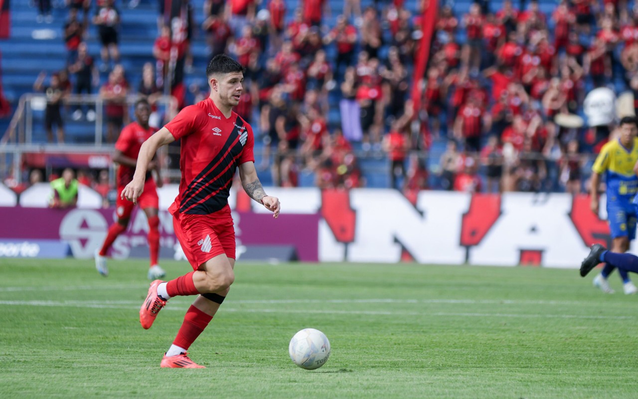 Athletico-PR assinou com a Viva Sorte Bet por dois anos
