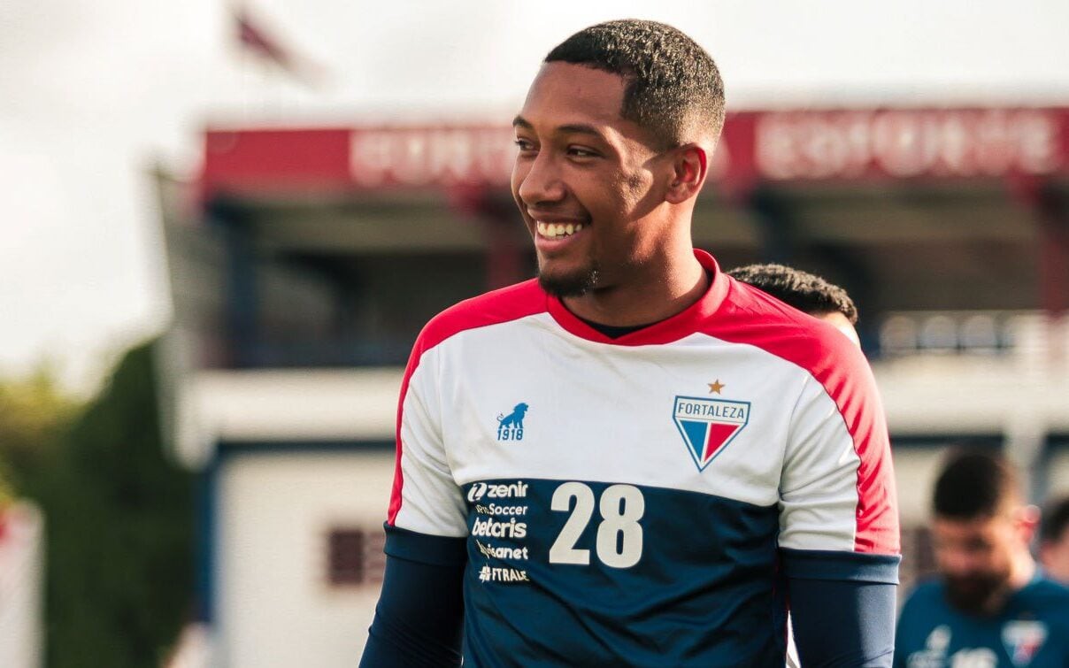Habraão, novo zagueiro do Athletico-PR, na época do Fortaleza (Foto: Mateus Lotif/Fortaleza EC)