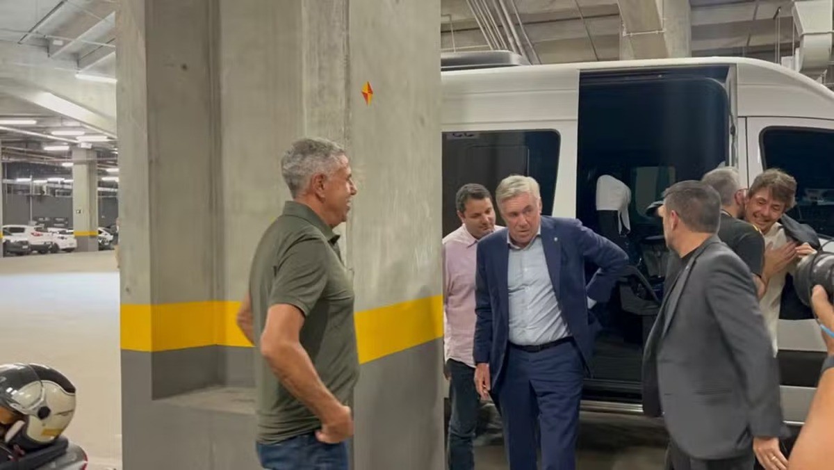 Essa foi a primeira visita de Ancelotti a Belo Horizonte desde que assumiu o comando da Seleção, em maio.