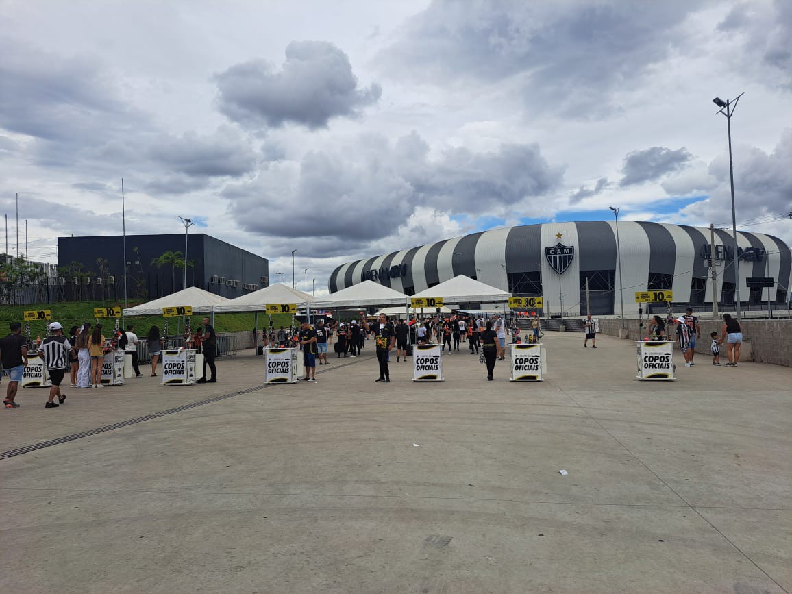 Fan Fest é realizada na esplanada da Arena MRV