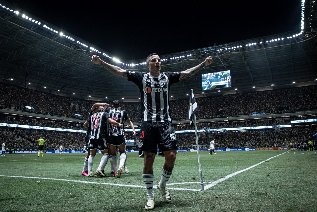 Atlético tem grandes histórias na Arena MRV