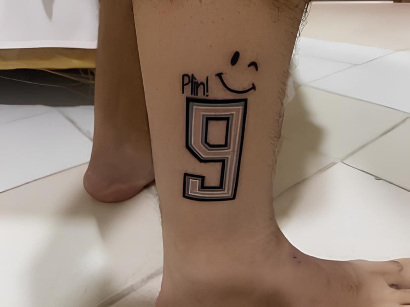 Torcedor faz tatuagem em homenagem a Deyverson para cumprir promessa