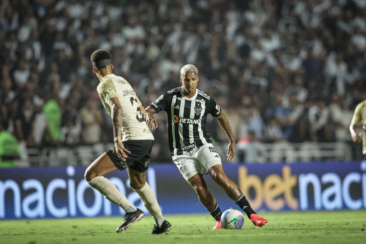 Atlético e Vasco se enfrentaram no estádio São Januário, no Rio de Janeiro