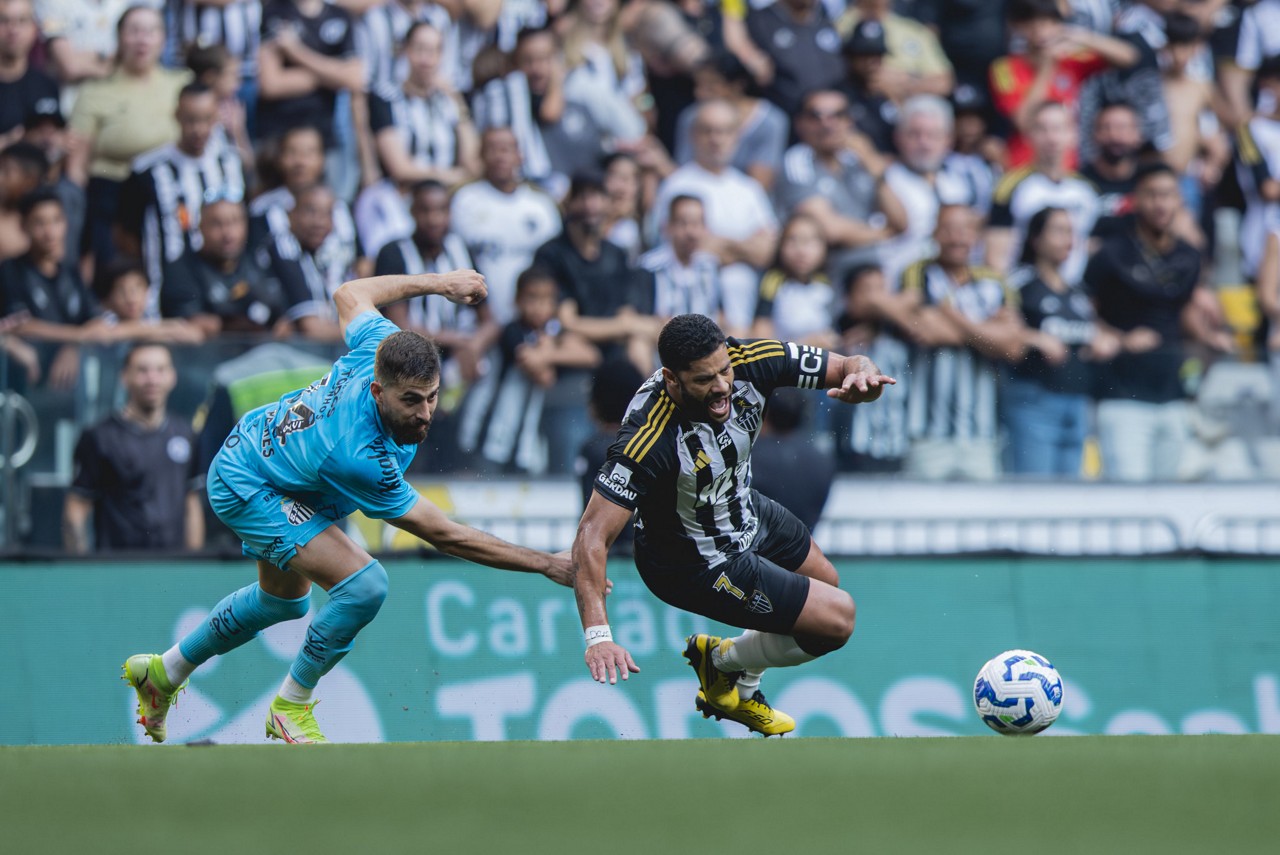 Atlético ficou apenas no empate com o Santos