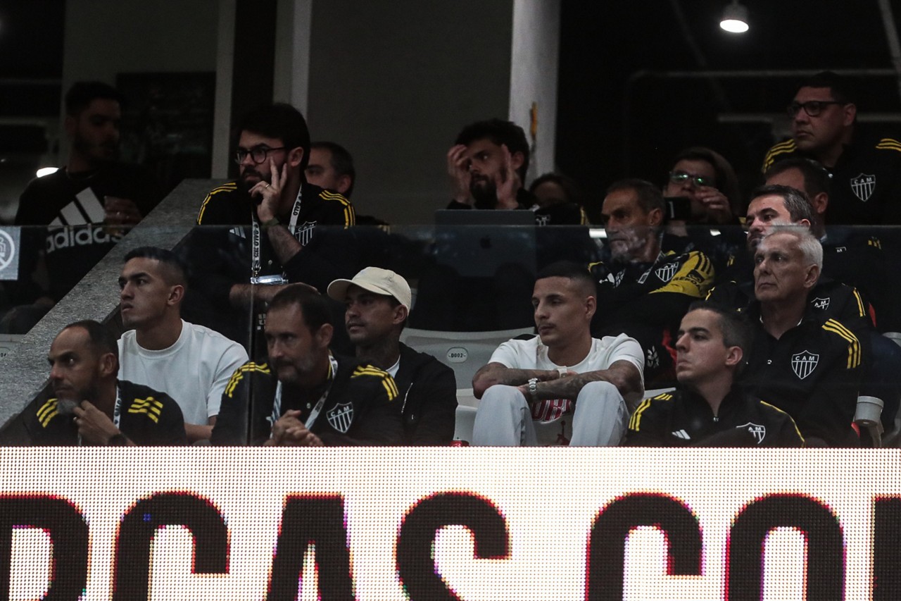 Cuello, Dudu e Arana acompanham a partida entre Atlético Mineiro e Corinthians na Arena MRV