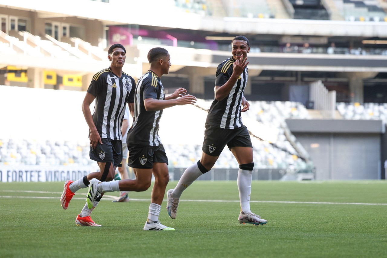 Cauã Soares marcou o primeiro hat-trick da Arena MRV