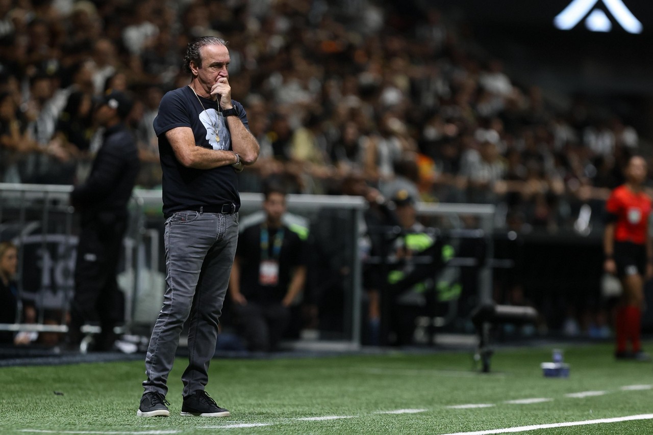 Torcedores do Atlético ficam na bronca e pedem saídas de Cuca, Rony e Junior Santos