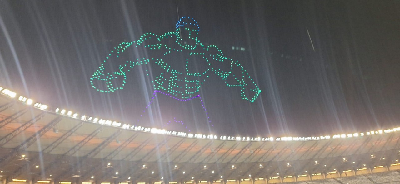 Show de drones animou a torcida no intervalo do clássico entre Atlético e América