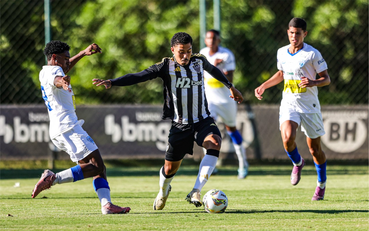 Pedro Ataíde marcou um dos gols do Galinho na estreia do Estadual