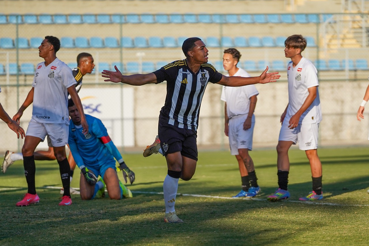 Cauã Soares garantiu o empate contra o Santos