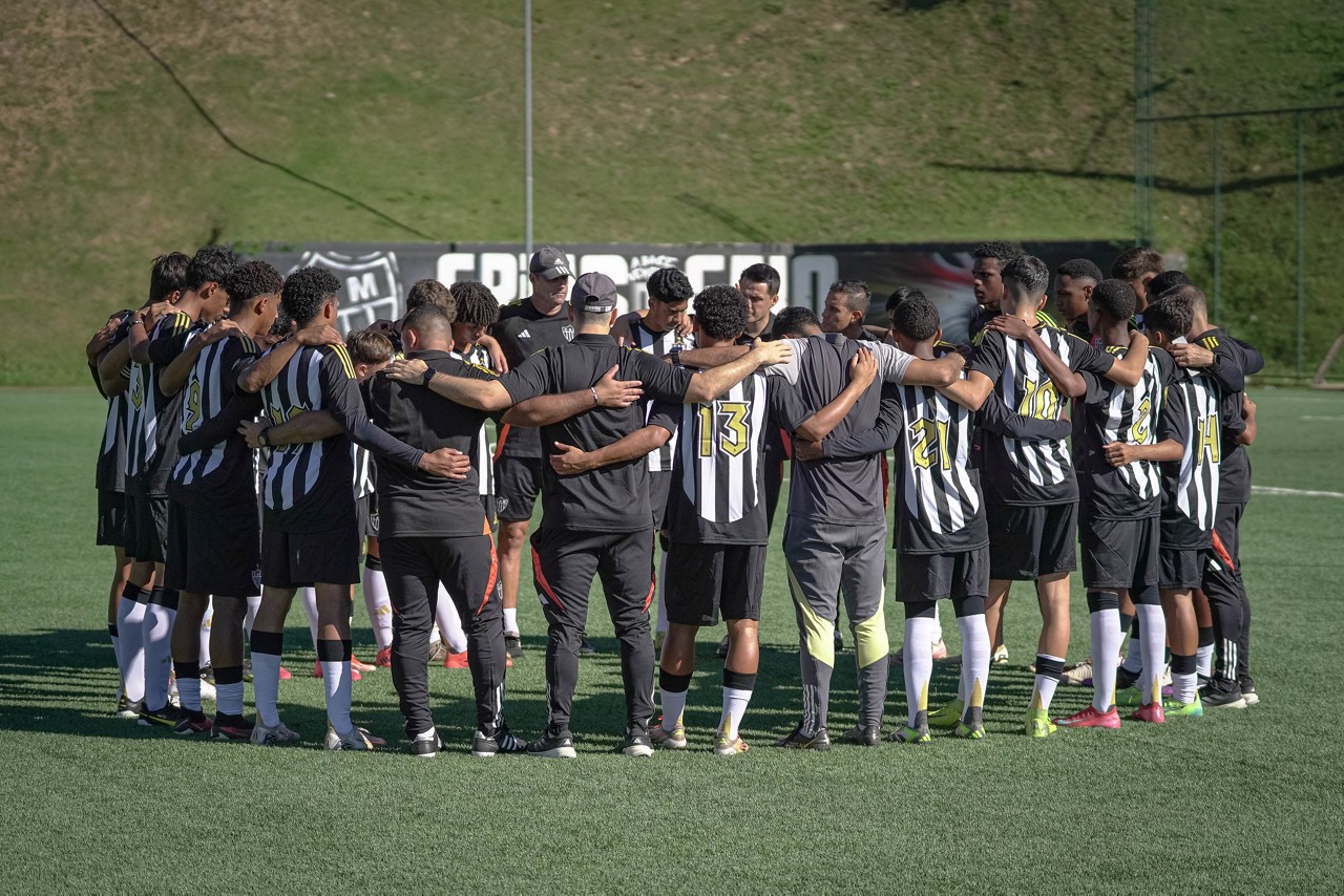 Equipes de base do Atlético enfrentam Coimbra neste sábado (28)