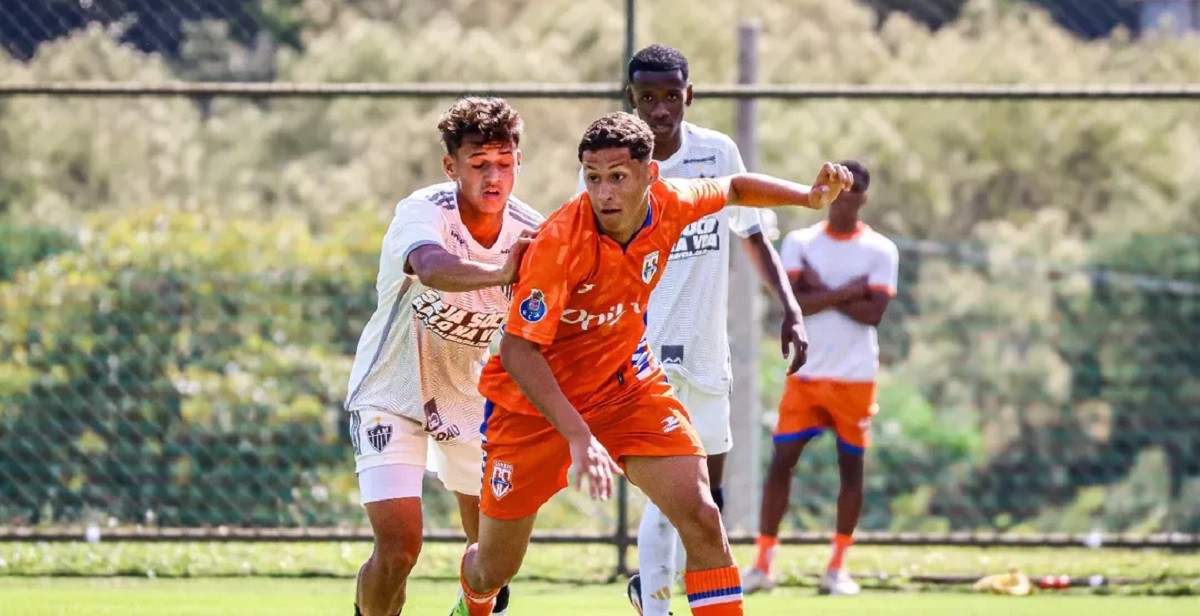 Gol da partida foi anotado pelo atacante Jonatas