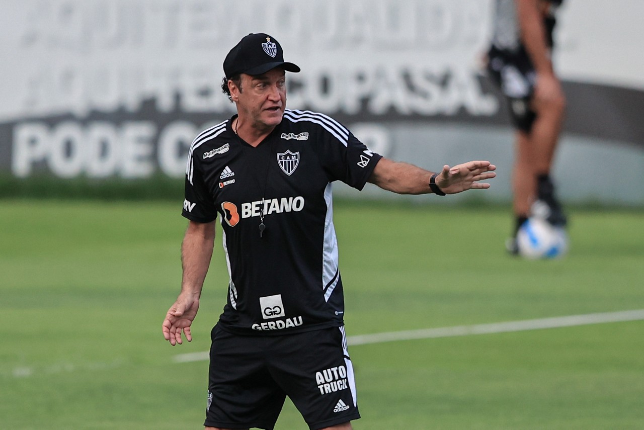 Atlético anunciou na tarde deste domingo (29) a contratação do técnico Cuca para assumir o time na próxima temporada