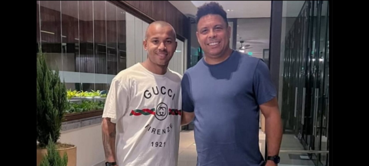 Mariano fez questão de registrar o encontro com Ronaldo Fenômeno