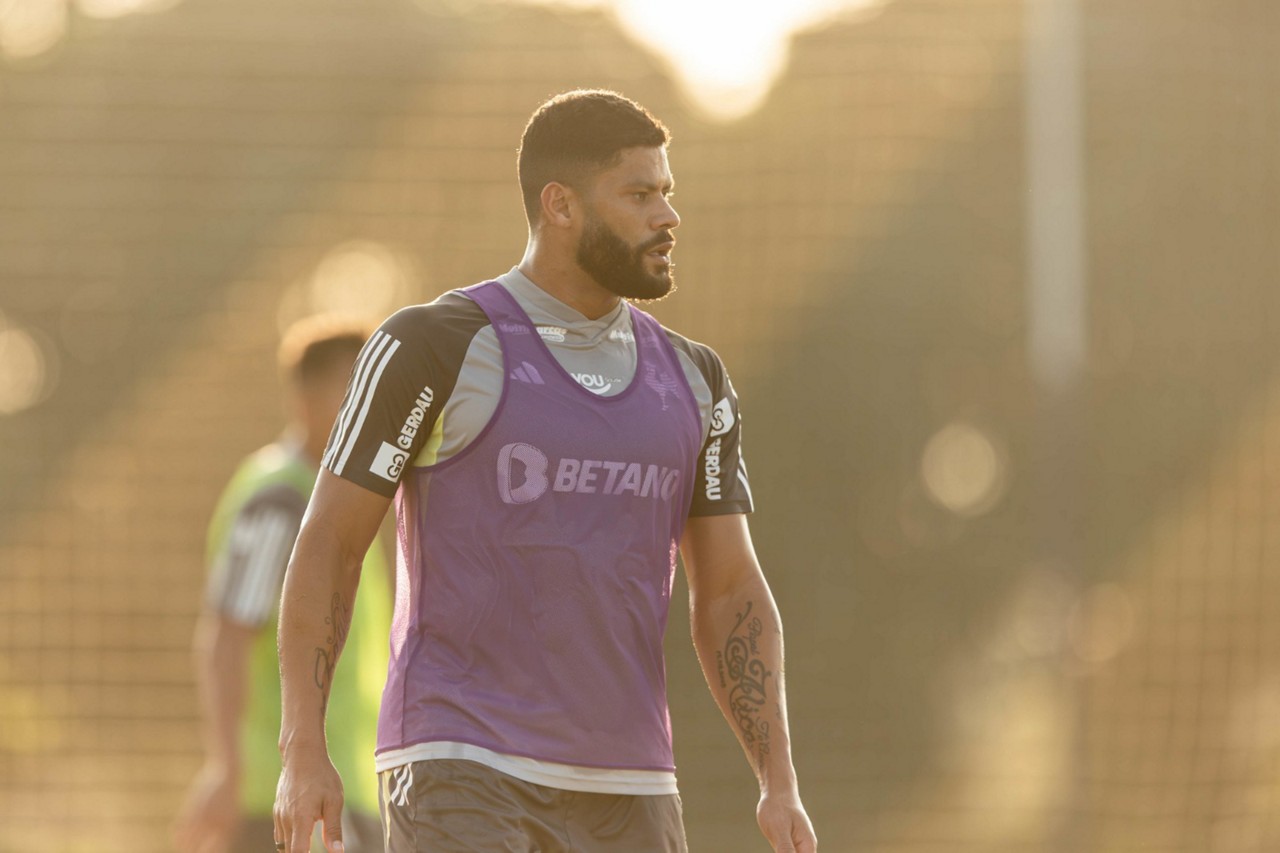 Hulk foi relacionado após quase um mês fora