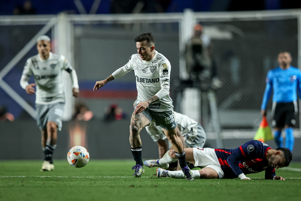 Bernard foi substituído no segundo tempo da partida