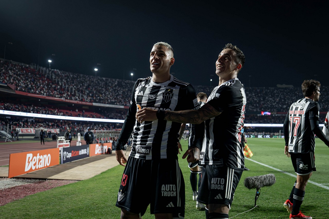 Arana completa cinco anos como jogador do Atlético
