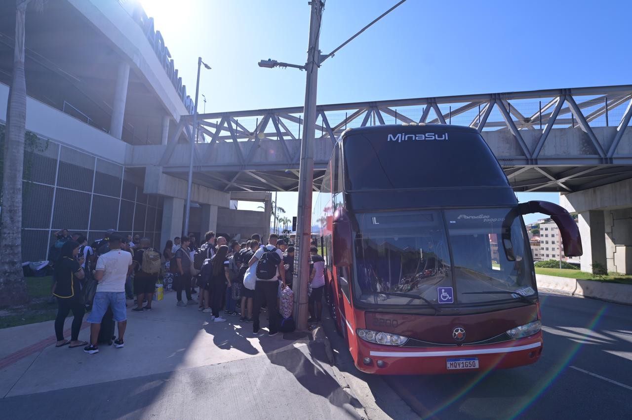 Ônibus com torcedores saiu da Arena MRV