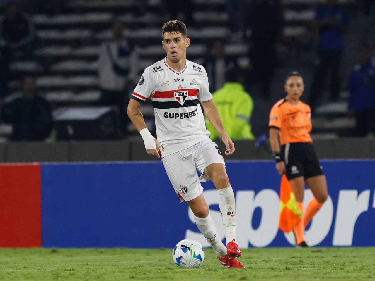 Meia do São Paulo será desfalque por tempo indeterminado