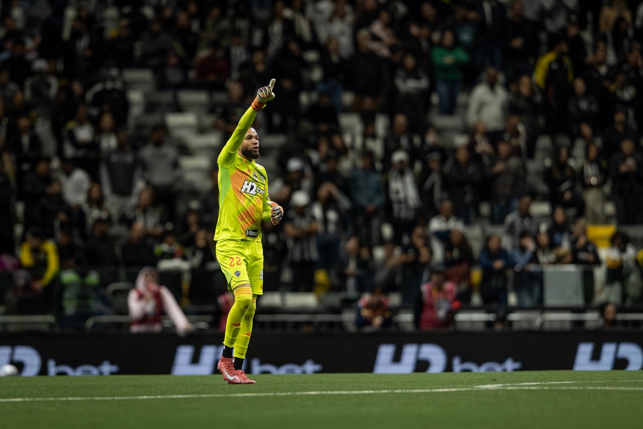 Everson foi destaque do Atlético mais uma vez