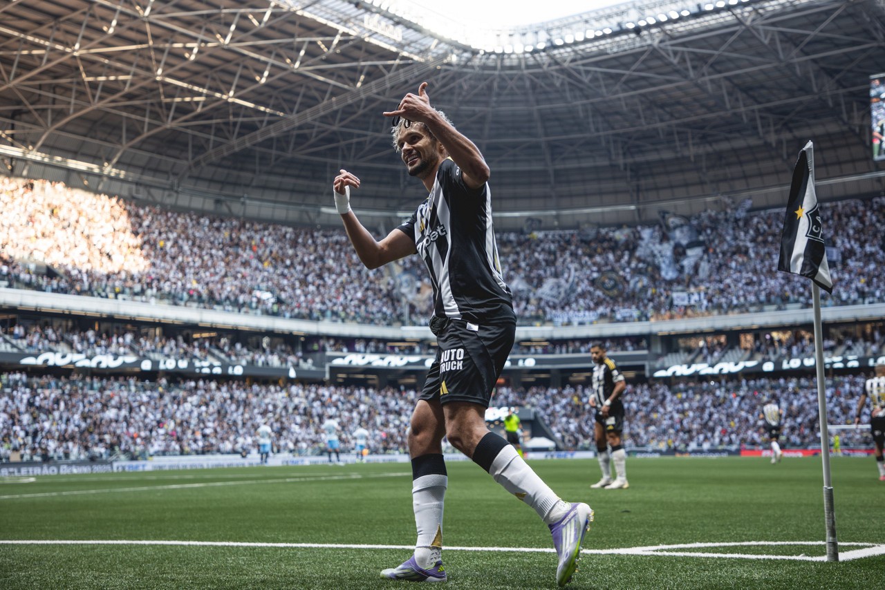 Scarpa marcou um golaço na Arena MRV