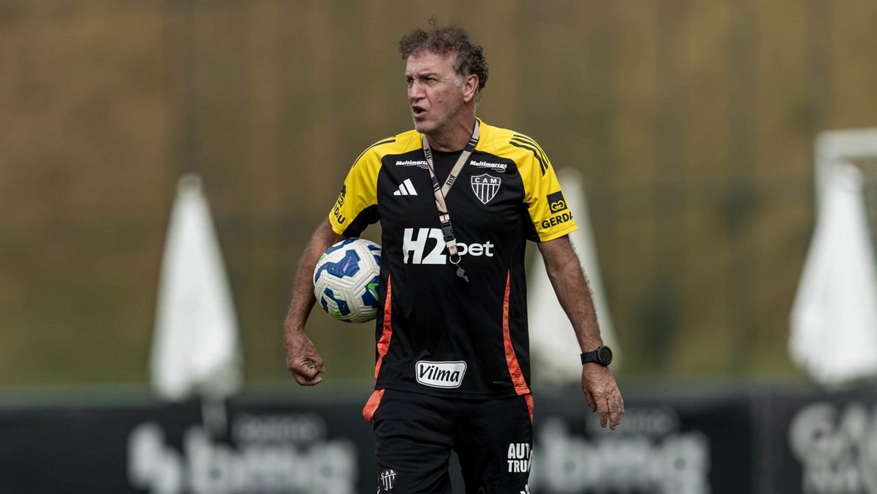 Técnico Cuca tem como desafio melhorar o aproveitamento ofensivo do Atlético 
