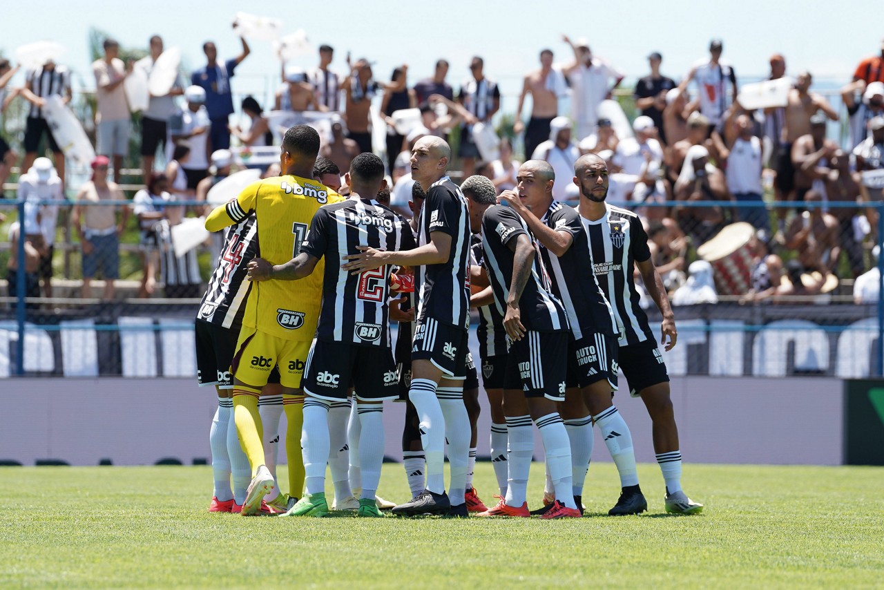 O Atlético enfrenta o Democrata-GV em busca da primeira vitória no Campeonato Mineiro