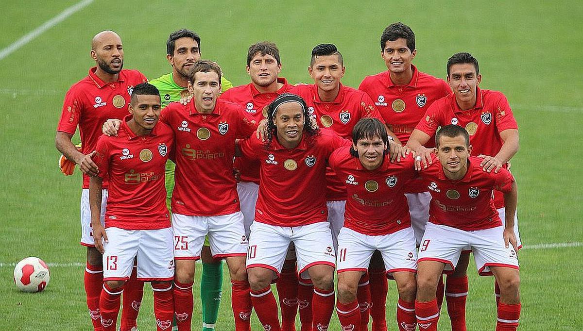 O craque jogou por 79 minutos e ajudou o Cienciano a vencer por 3 a 0
