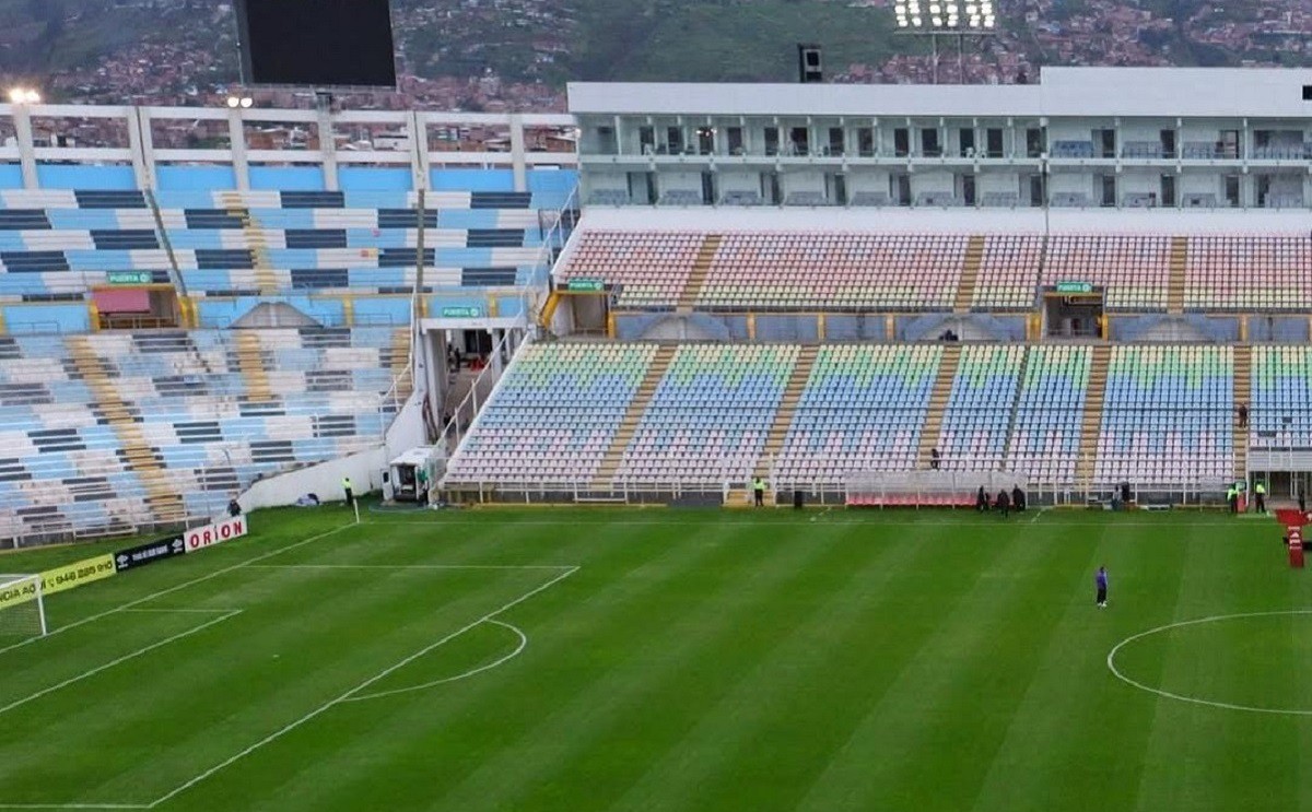 A estreiado Galo será no dia 1º de abril, contra o Cienciano, no Peru