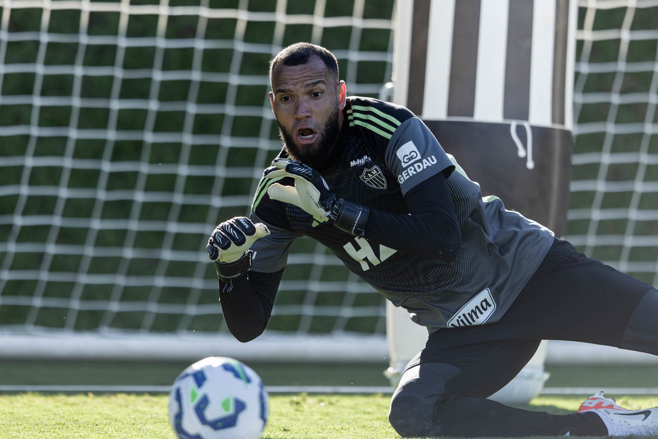Goleiro Everson tem sido um dos destaques do time atleticano