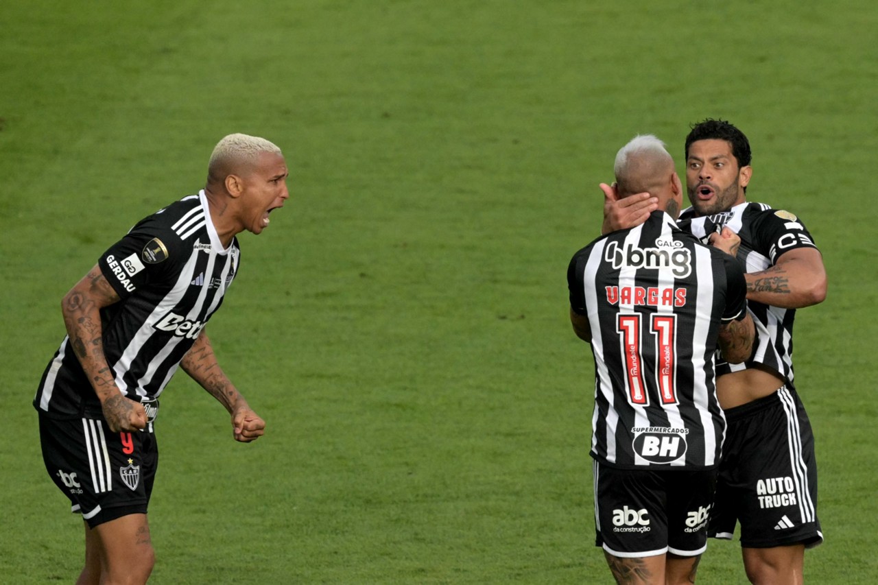 Vargas marcou o gol do Atlético no começo do segundo tempo