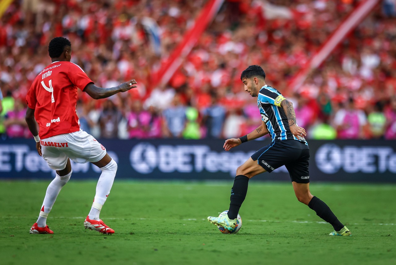 O volante Villasanti foi um dos destaques do Grêmio nas últimas temporadas