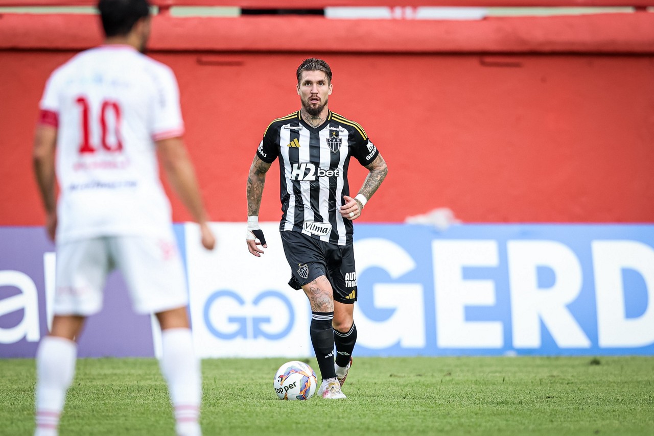 Lyanco esteve em campo na vitória do Galo por 1 a 0 sobre o Villa Nova 