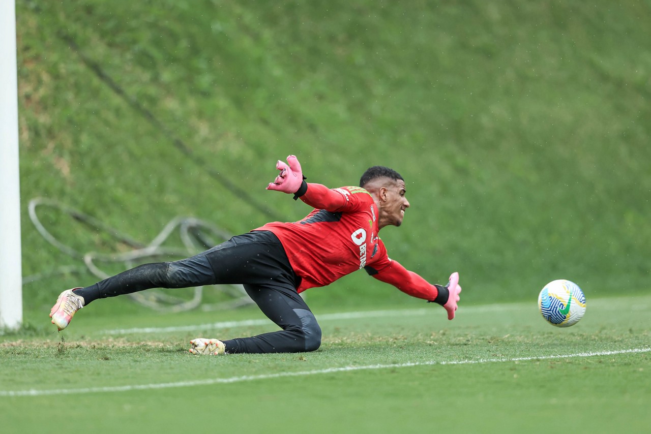 O goleiro Gabriel Delfim foi a terceira opção no elenco atleticano em 2024