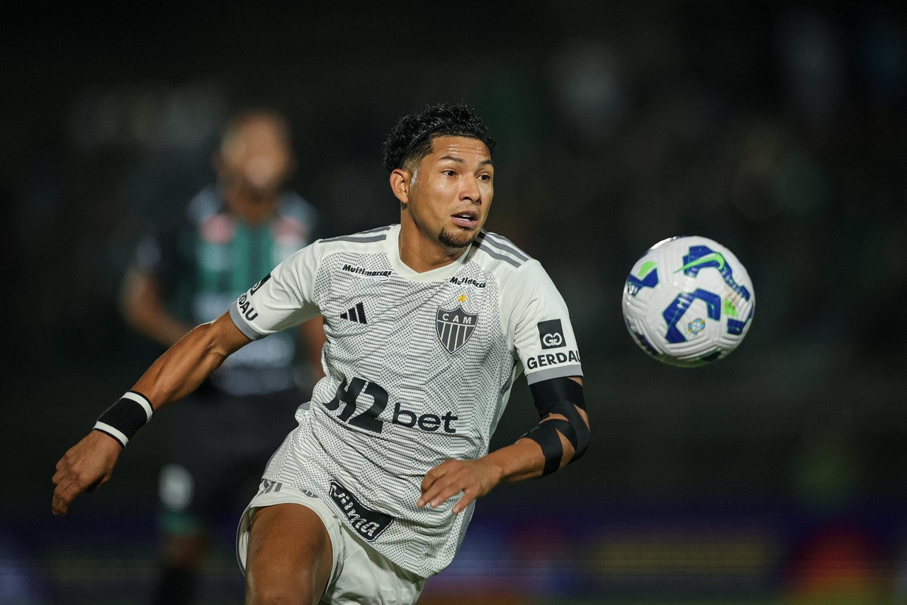 Rony em ação pelo Atlético