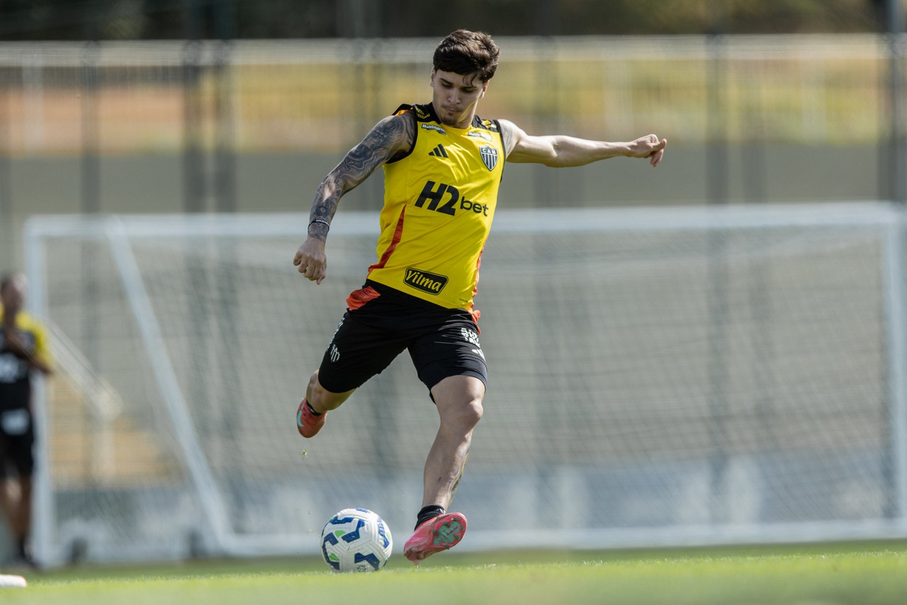 Isaac no treino do Atlético