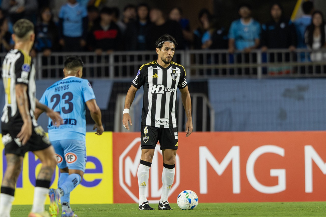 Erros defensivos custaram a vitória ao Atlético
