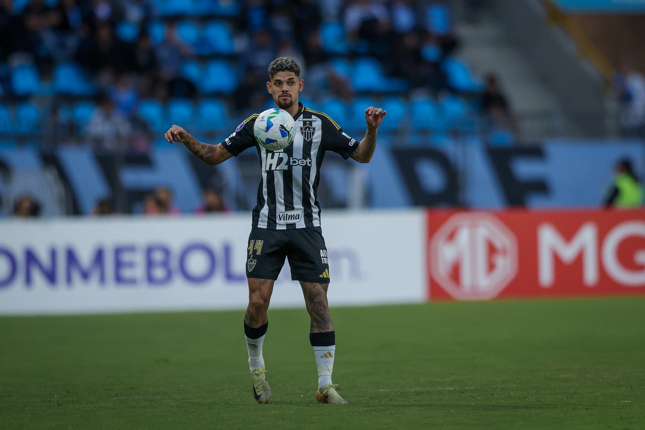 Rubens em ação pelo Atlético