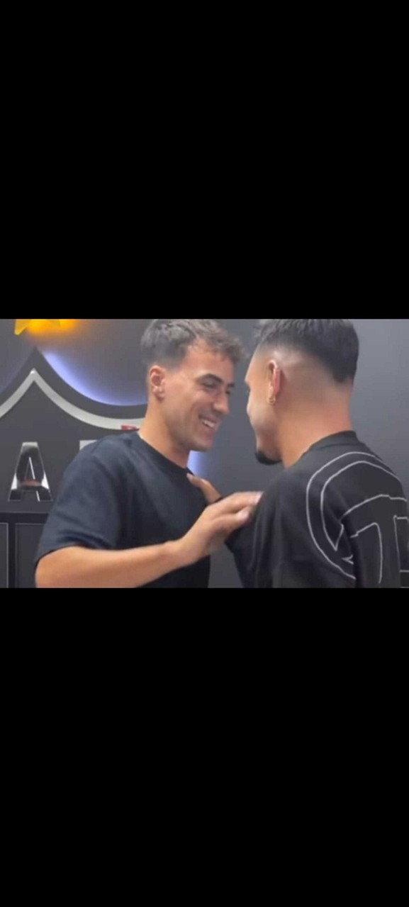 Ex-adversários na época em que atuavam no futebol paulista, Igor Gomes e Gabriel Menino agora são companheiros de meio-campo no Atlético