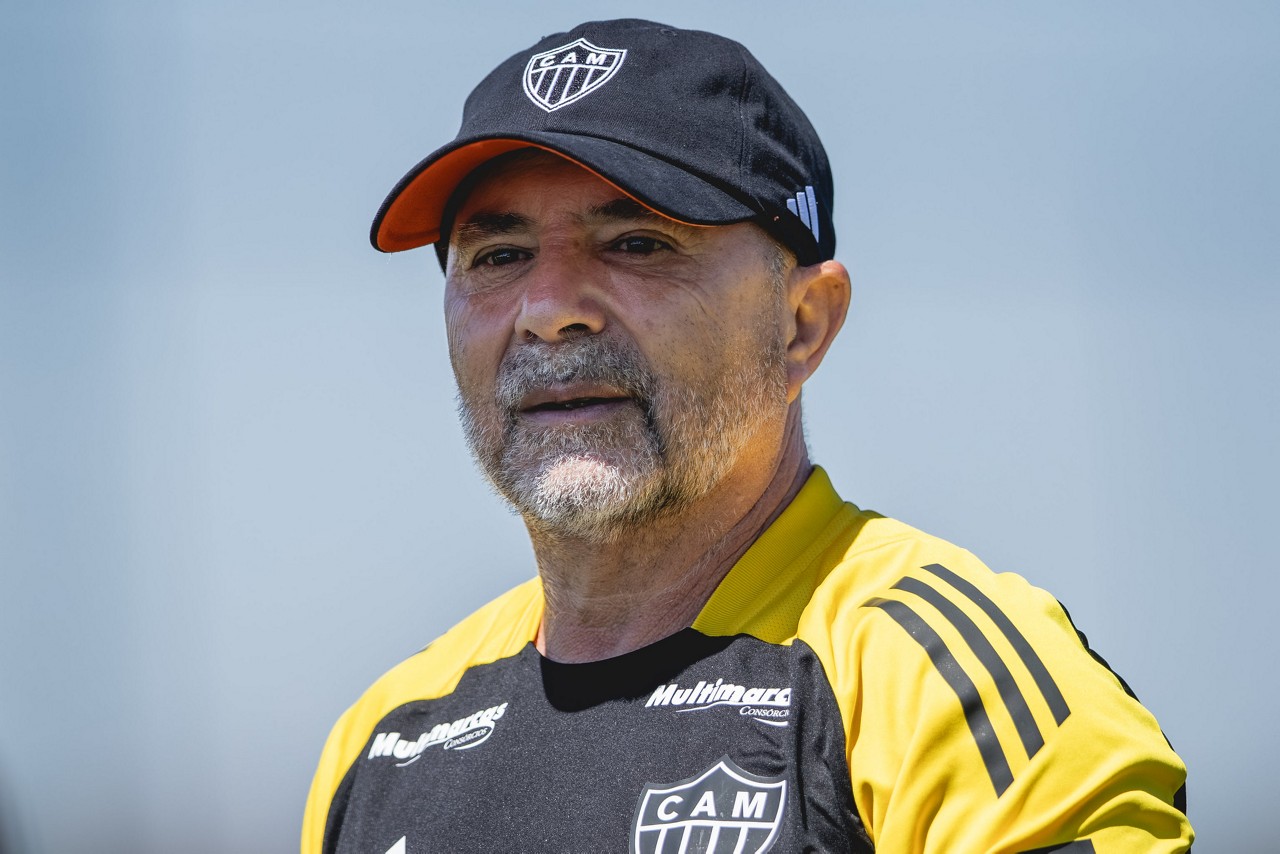 Jorge Sampaoli deve mudar completamente a filosofia de jogo do Galo em campo