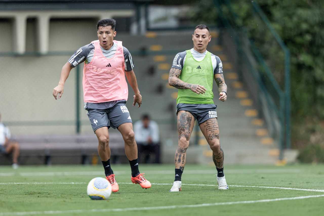 Alan Franco e Vargas foram relacionados para a partida contra o São Paulo, pela 35ª rodada do Brasileirão