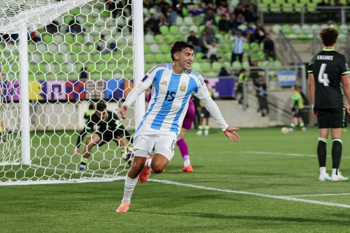 Atlético avança na contratação do argentino Tomás Pérez