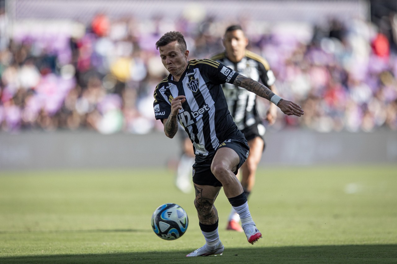 Camisa nova do Galo tem detalhes em dourado