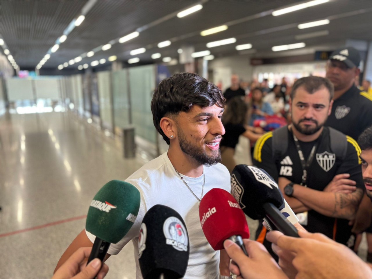 Biel em chegada à Belo Horizonte
