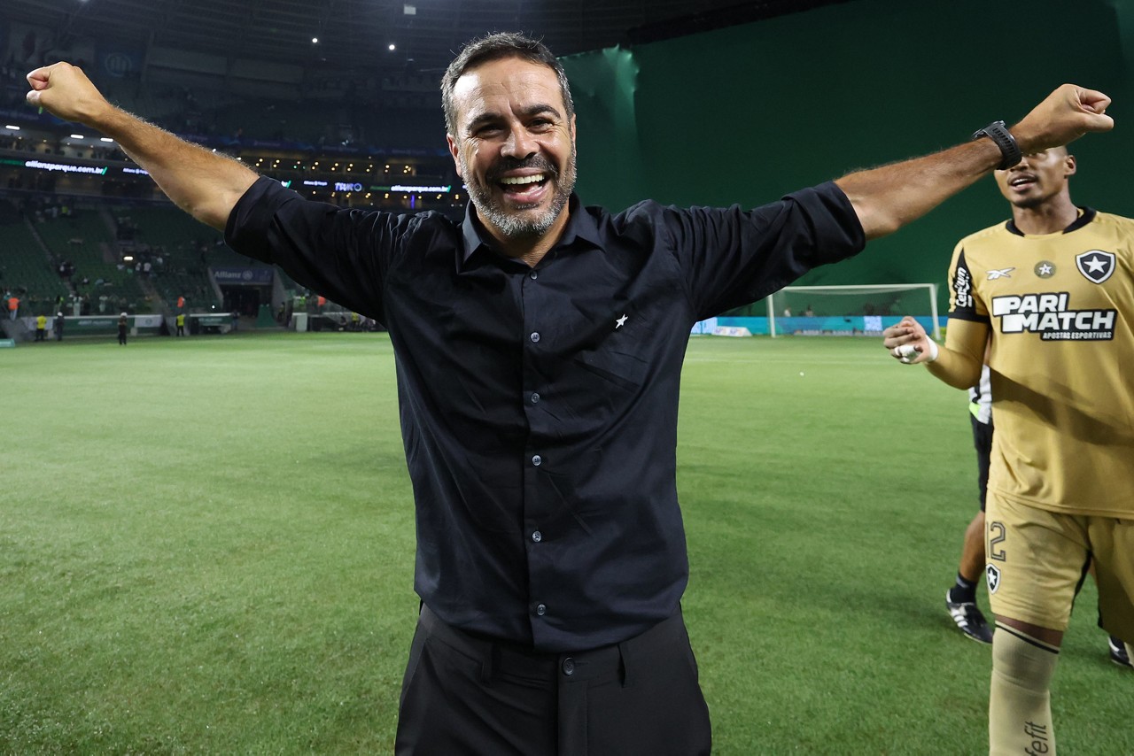 Artur Jorge assumiu o Botafogo em abril deste ano