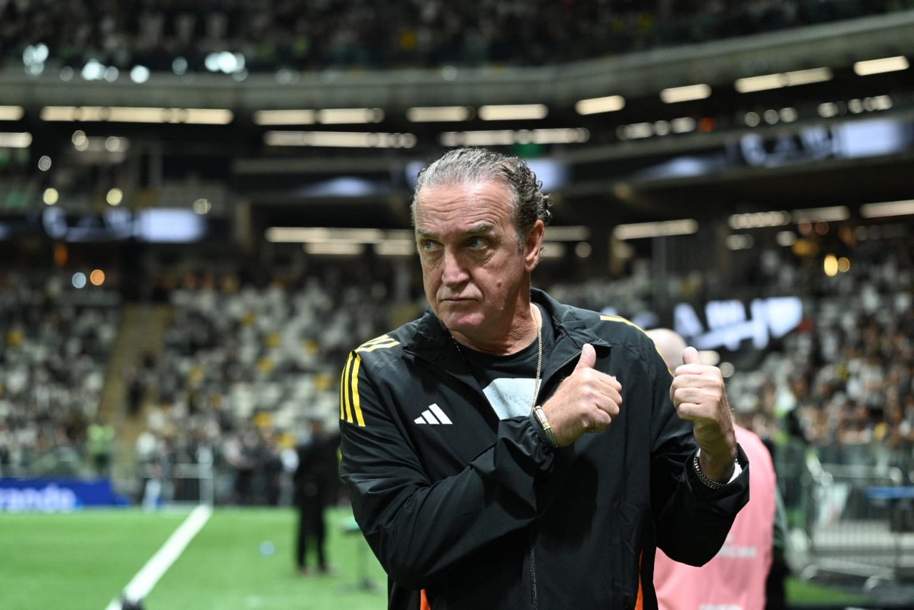 Cuca, técnico do Atlético