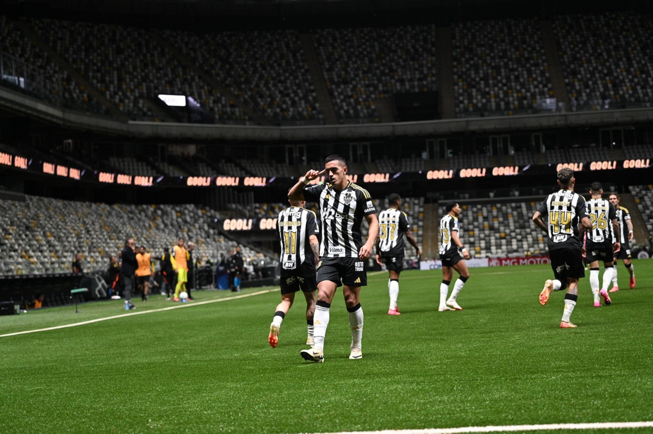 Cuello é mais um desfalque no Atlético